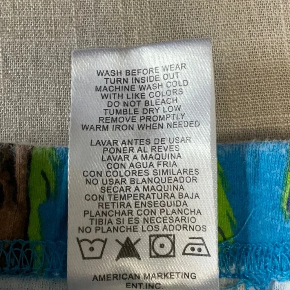 Jurassic World worn good